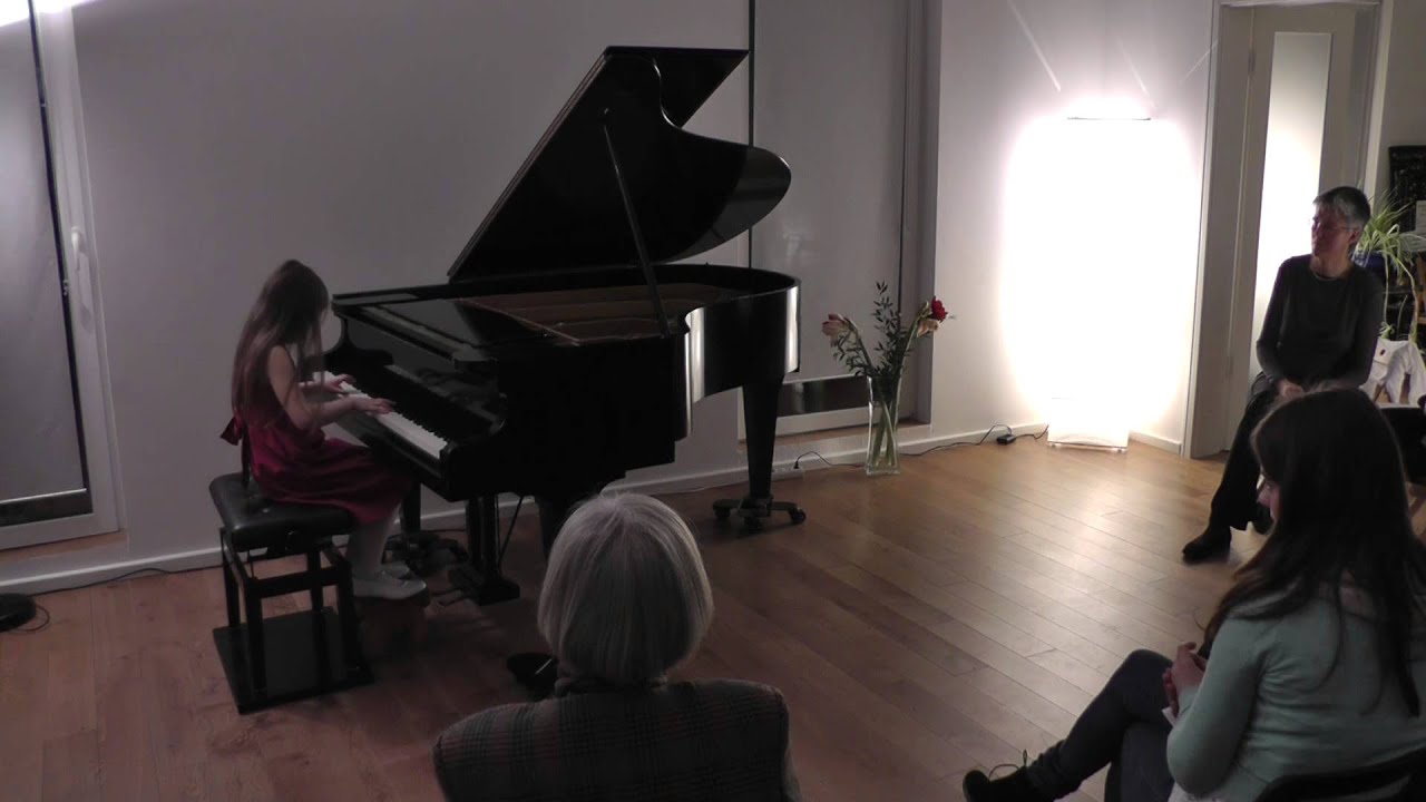 Alma Deutscher (7): Improvisation on Hänschen klein