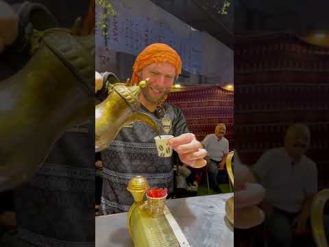 🇮🇶 Arabic Coffee Pouring in Iraq #shorts