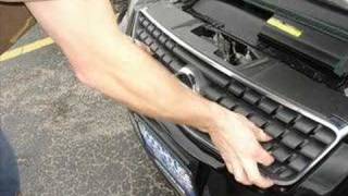 Grill install video for an Nissan Altima