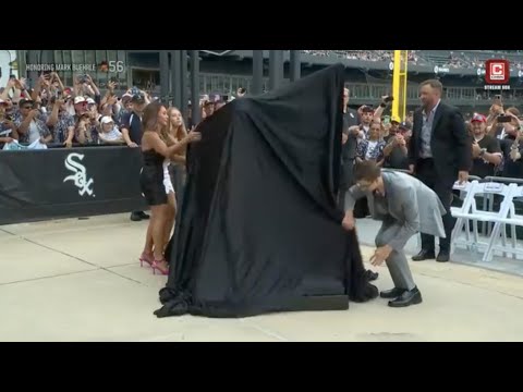 Watch FULL Mark Buehrle Statue Reveal Ceremony