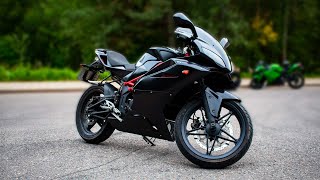 видео: Таких МИНЧИКОВ больше не будет. Обзор M1NSK R250 (Megelli). Плюсы и минусы мотоцикла МИНСК R250 картинка: Таких МИНЧИКОВ больше не будет. Обзор M1NSK R250 (Megelli). Плюсы и минусы мотоцикла МИНСК R250