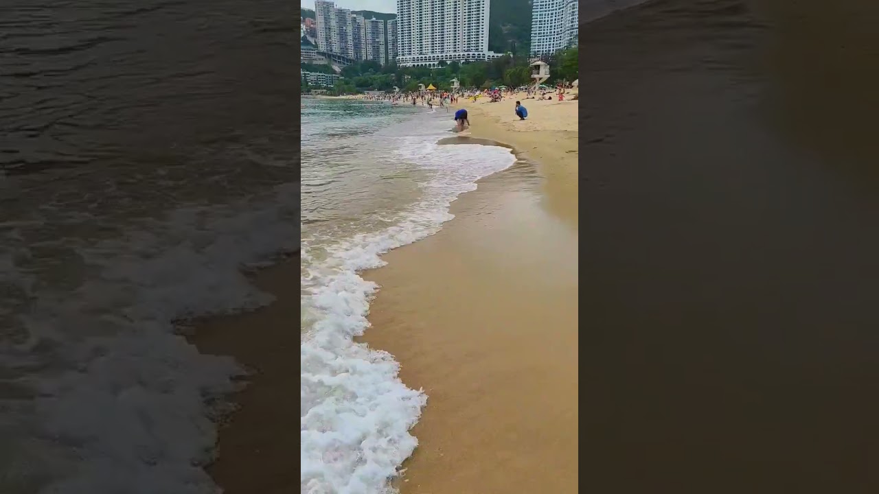 Repulse bay beach