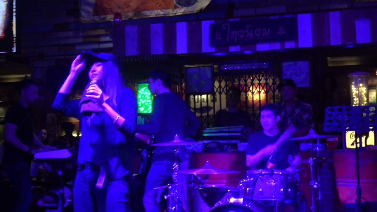 ถ่าuไฟเก่า@ร้านท่าช้าง90