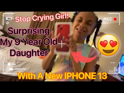 Surprising My 9 Year Old With A Upgraded Iphone 13 3 Days Before Christmas