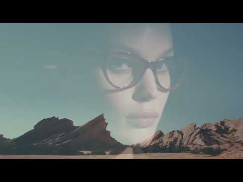 IXI — The World's First Autofocus Glasses