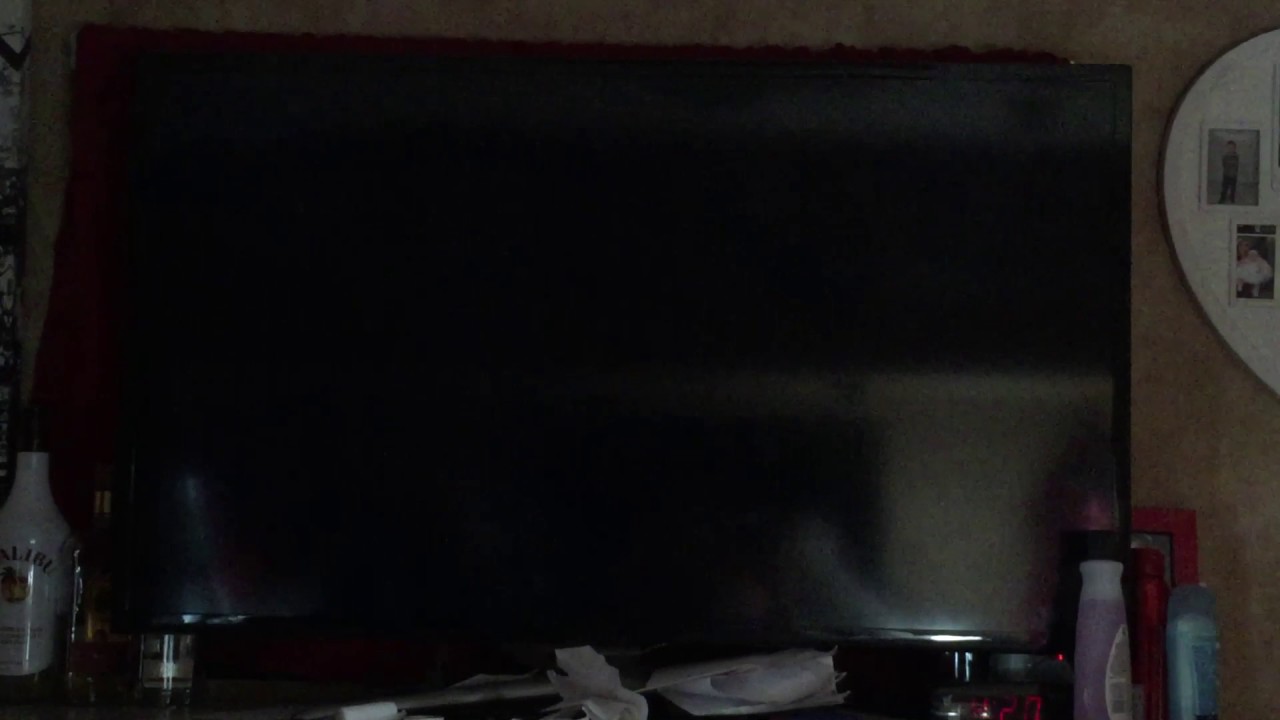 Samsung smart tv keeps turning off and on YouTube