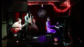 Mojito 2 for 1 (Jinjoo Yoo) - Jinjoo Yoo Trio Live at Gin Fizz