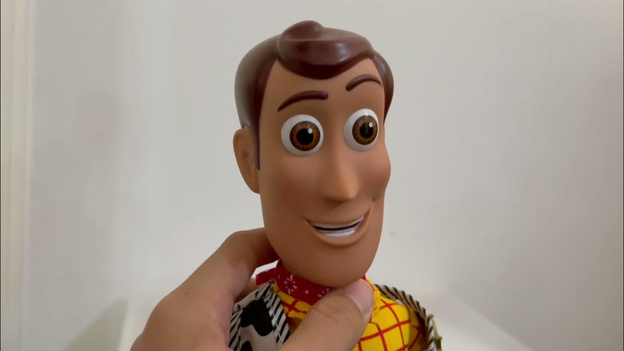 Disney Store Woody Talking Action Figure Review+Unboxing+Toy Detector
