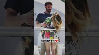 J-Lo and Ben Affleck: The Power Couple Returns ❤️ #jenniferlopez #bennifer #benaffleck