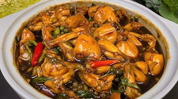 Cách nấu cháo ếch Singapore kết hợp cháo lá dứa thơm lừng, ăn giải cảm.