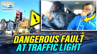 DANGEROUS FAULT AT TRAFFIC LIGHT IN A MOCK TEST!