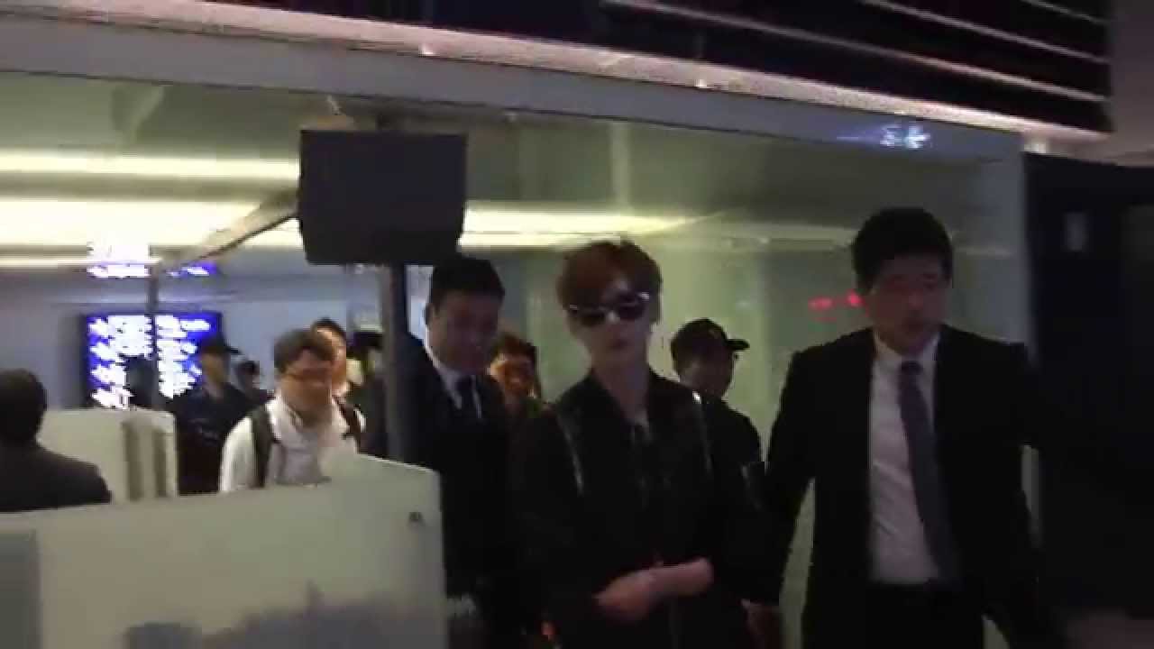 0320韓星李鍾碩寶兒抵台