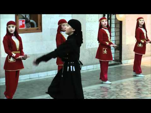 Ubyh dance (Circassian) - Убыхский танец.m2ts