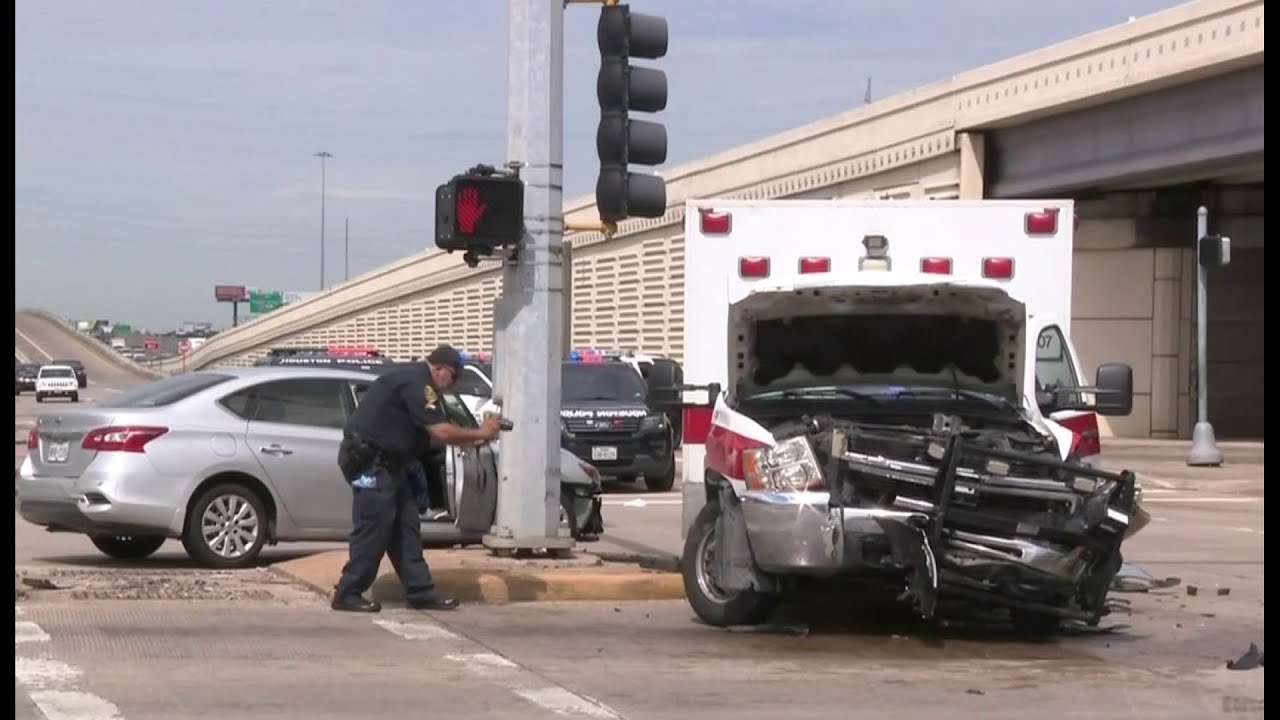 2 firefighters injured in ambulance crash in southwest Houston, police ...