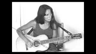 Video thumbnail of "JOAN BAEZ ~ Cu Cu Ru Cu Cu Paloma ~.wmv"