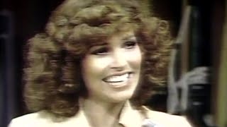 Raquel Welch On Being A "Sex Symbol" | Good Night America (Mar 3rd, 1975)