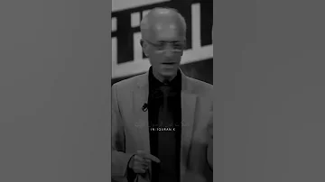 كلام تحفيزي وجميل عن النجاح والتفوق لآ ت تخل عن حلمك فهو ذآتك و إن ضآع س تضيع 