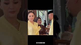 THE TOUCHING MOMENT AHMAD DHANI AND MULAN JAMELA SAID GOODBYE TO MOTHER MAIA! MASHAALLAH #maiaest... THE TOUCHING MOMENT AHMAD DHANI AND MULAN JAMELA SAID GOODBYE TO MOTHER MAIA! MASHAALLAH #maiaest...