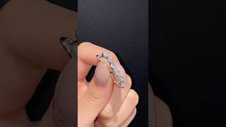 Three-stone Lab Grown Diamond Earrings #yushinejewelry #jewelry #18k #diamond #lab #earrings