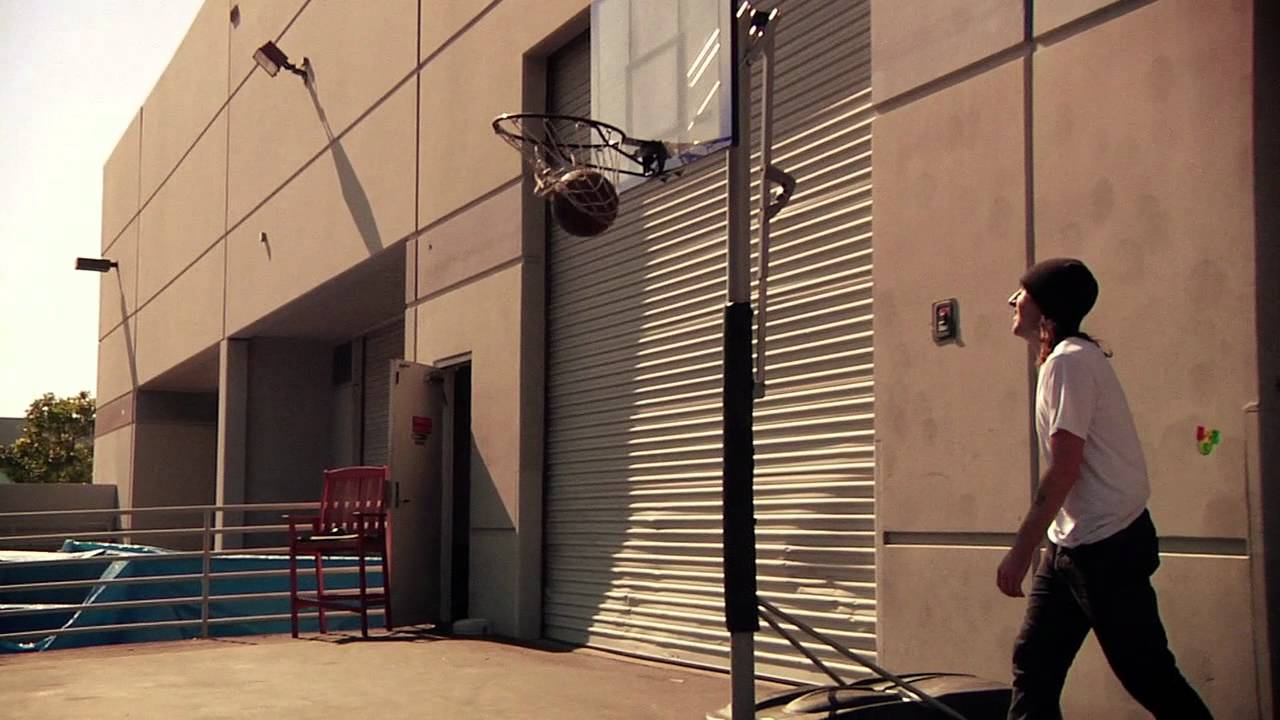 Chiddy Bang - Mind Your Manners (VIDEO)