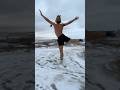 How People Think Canadians Act When It Snows Canadian Winter Funny Shorts 