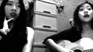 Lorde - Royals (Acoustic ) - Amelia and Eshia