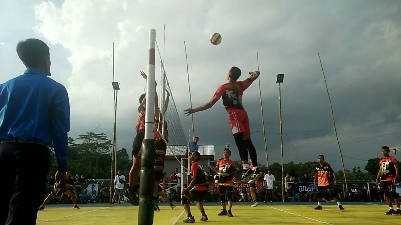 Asep mama cup Pertandingan ambyar di pandu Reporter Muda Gmz dan Dyan azuk