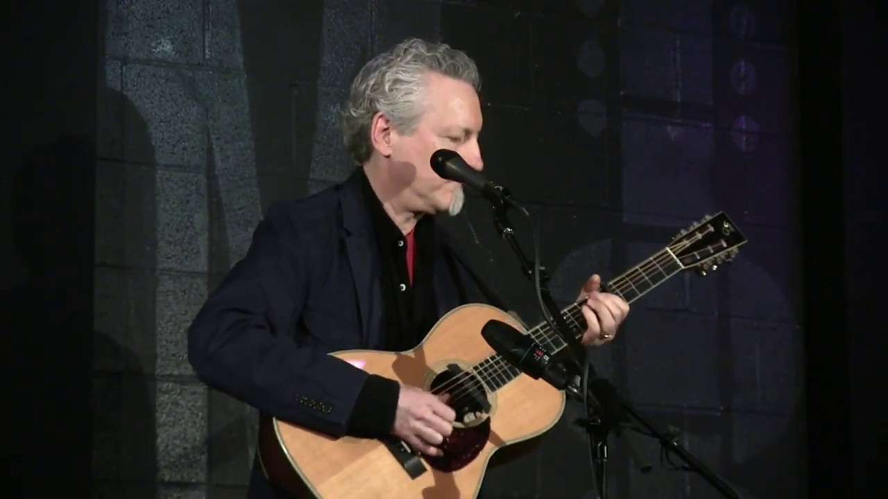 Ernest Troost - Pray Real Hard - Live at McCabe's auf YouTube ansehen Ernest Troost - Pray Real Hard - Live at McCabe's auf YouTube ansehen