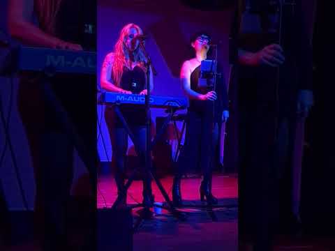 Bunny X “Daydreaming”