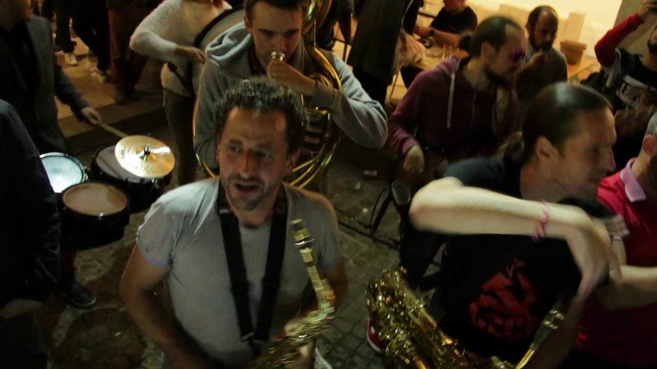Le PàC - Uptown Funk (live au cloître Dewailly)