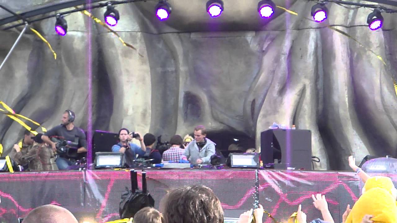 Avicii Tomorrowland 2011 YouTube