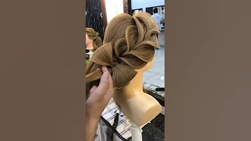 الكوافيرة نورهان فن وابداع تسريحات شعر تعليم شنيون قص شعر 