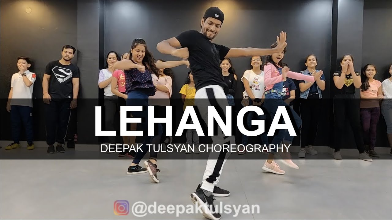 Lehanga | Sangeet | Indian Wedding Dance Performance - YouTube