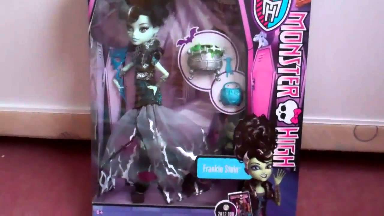 Monster High Ghouls Rule dolls review part 1 - YouTube