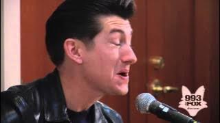Arctic Monkeys - Do I Wanna Know? (Fox Uninvited Guest)