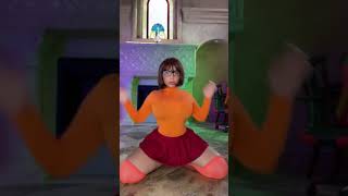 Velma cosplay pt2!! Whats up scooby doo?🤓