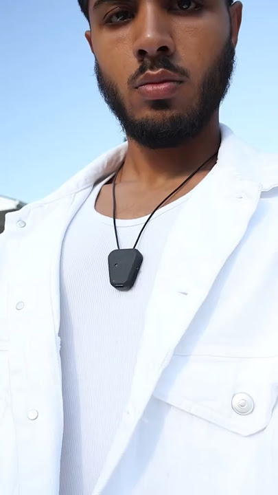 Friend” AI Necklace Goes Viral #ai #artificialintelligence #friends #viral