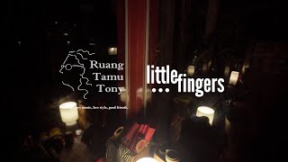 Ruang Tamu Tony Littlefingers