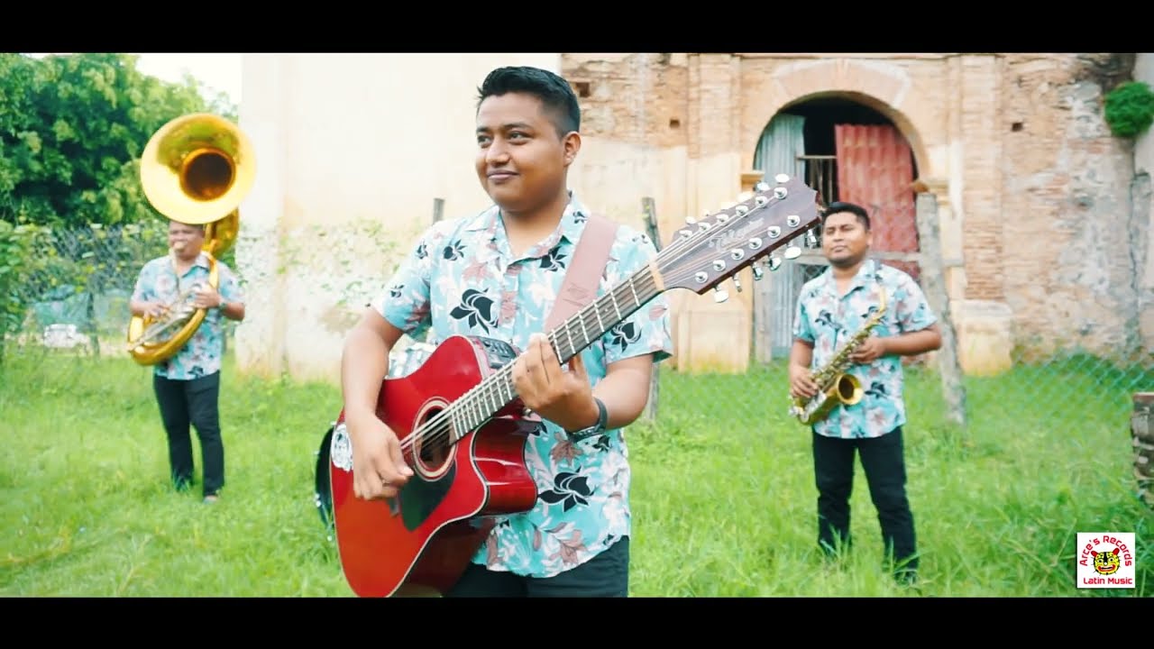 Watch Grupo Eficaz - Juventud a los 40 (Videoclip Oficial) on YouTube Watch Grupo Eficaz - Juventud a los 40 (Videoclip Oficial) on YouTube
