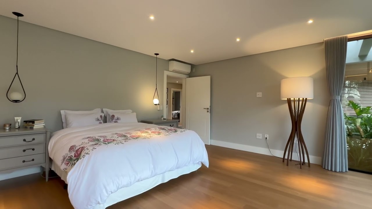 Casa à venda 4 quartos em Jurerê Internacional - Florianópolis