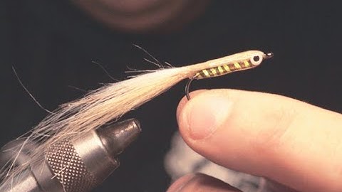 How to Tie the "Sildefanten" – Baitfish Fly Tying Tutorial
