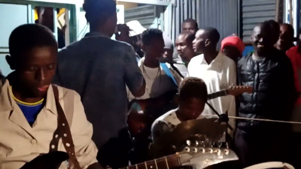 Arusi ya Madah  Nganangu live performance