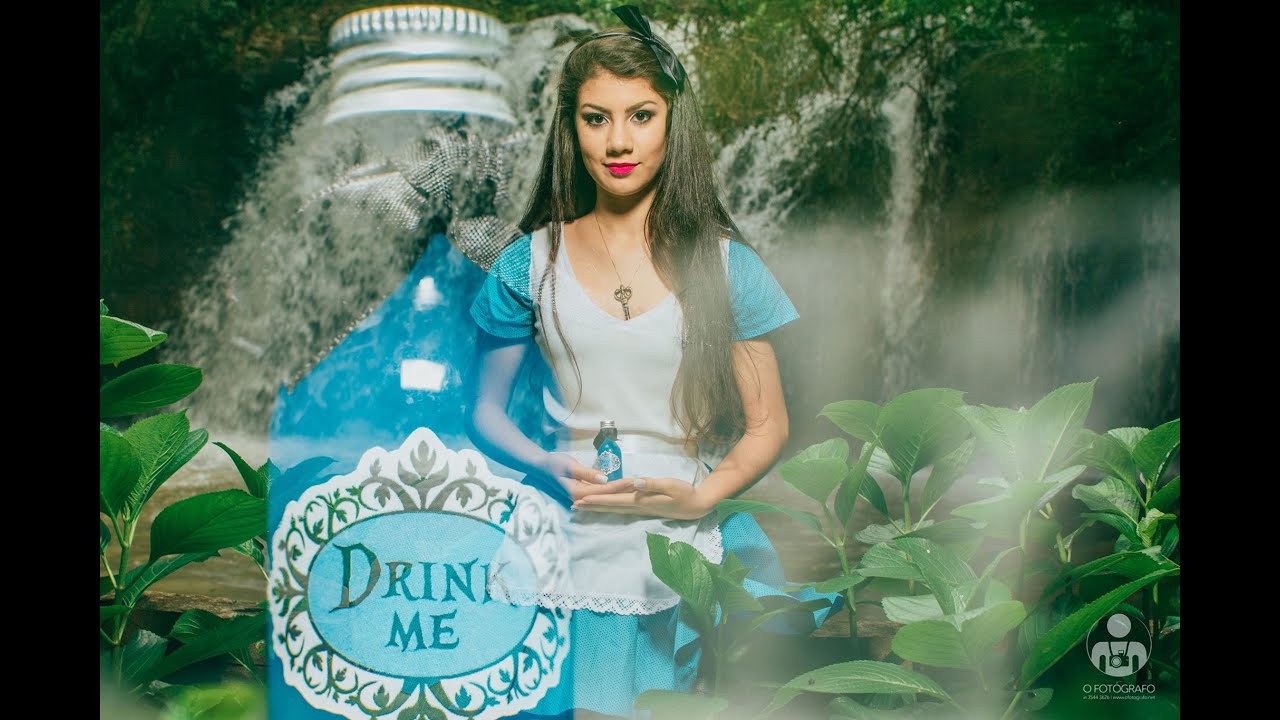 Teaser 15 anos . Natália no País das Maravilhas