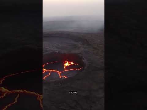 لغز جبل إرتا إيل في إثيوبيا حيث يستمر غليان الحمم البركانية Shorts Youtubeshorts