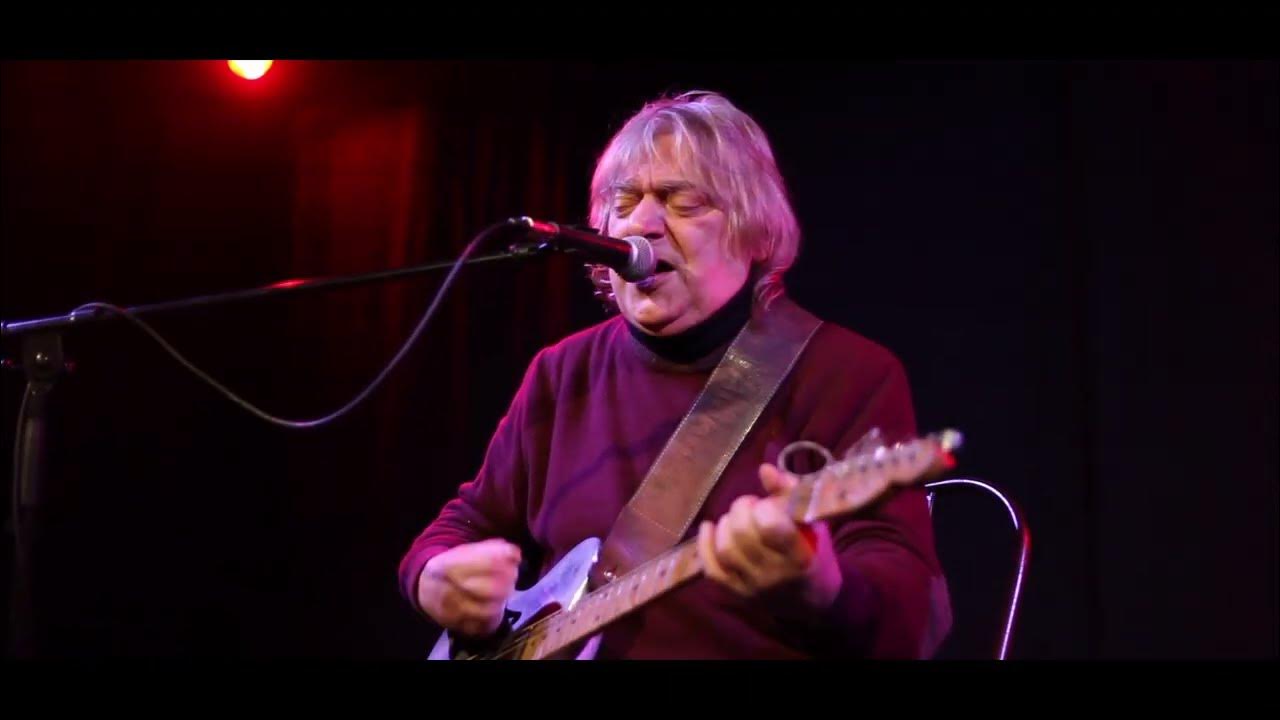 Dandy Bestia ( Skiantos ) Karabigniere