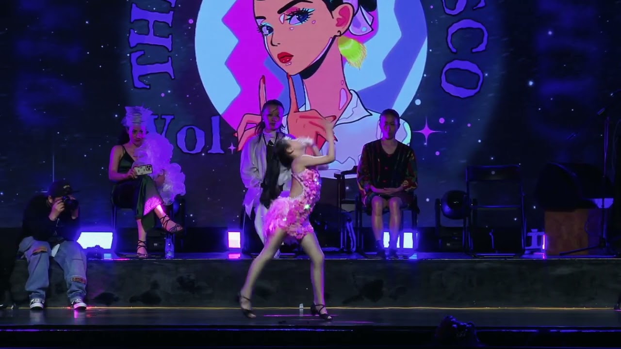 伊伊 vs 杨子弦｜ Kids Waacking Final｜TheQueenOfDisco Vol.11