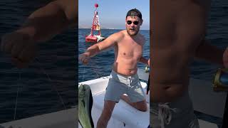 😳 What a huge fish!!! Fishing in Oman. #tourism #fishing #fish #wow