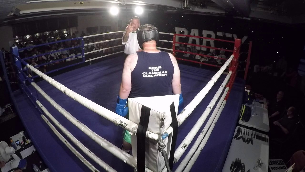 Ultra White Collar Boxing | Glasgow | Mikey Doherty VS Chris MacAteer ...
