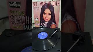 Kepastian - Titiek Sandhora & Muchsin (1971) #piringanhitam #musikindonesialawas #titieksandhora