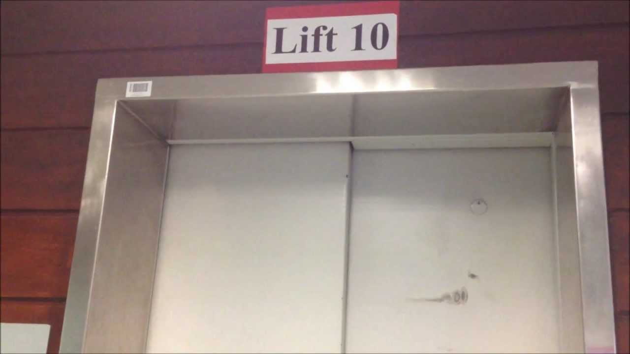 Riding on a Locked + other lift/elevator @ Croydon Univercity Hospital